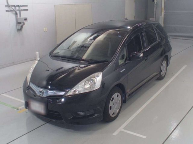 30712 Honda Fit shuttle GP2 2012 г. (CAA Chubu)